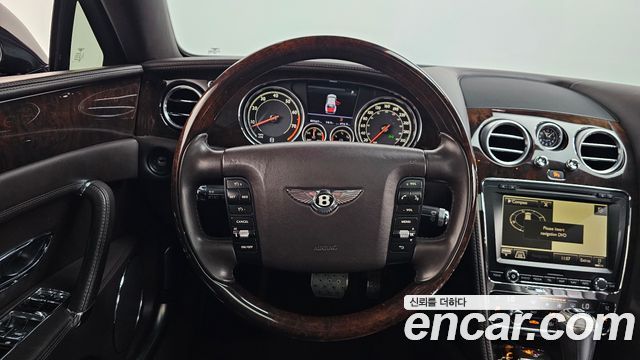 Bentley Flying Spur 2014 — photo 13