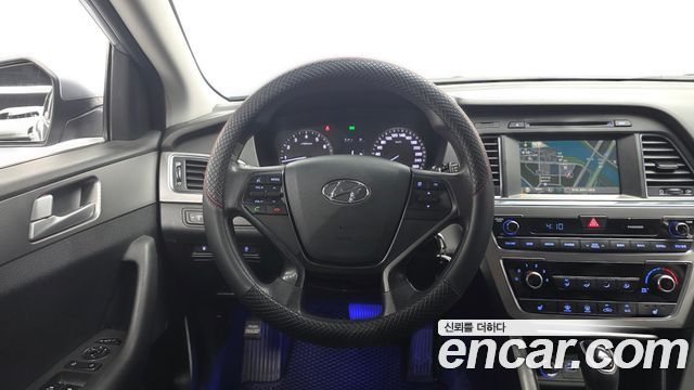 Hyundai Sonata 2015 — photo 12