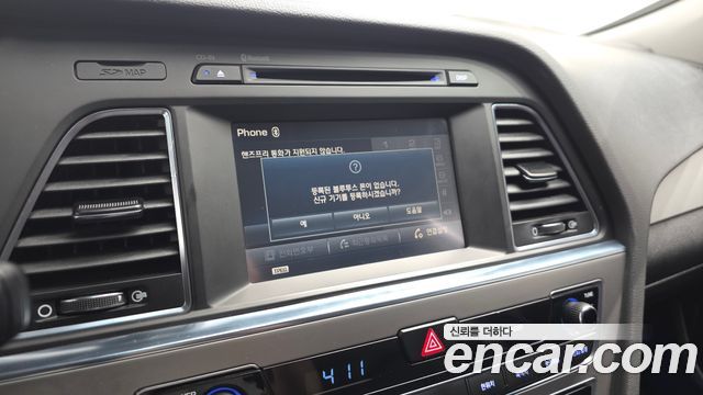 Hyundai Sonata 2015 — photo 16