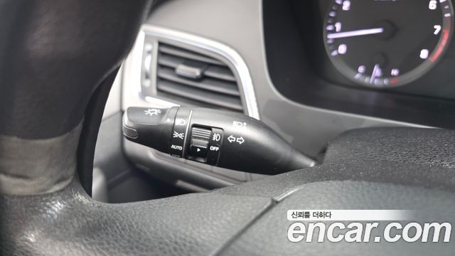 Hyundai Sonata 2015 — photo 18