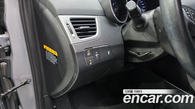 Hyundai AVANTE 2016 — photo 23