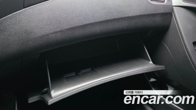 Hyundai AVANTE 2016 — photo 30