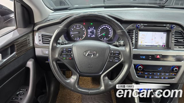 Hyundai Sonata 2015 — photo 19