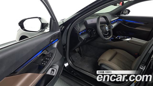 BMW i5 2025 — photo 13