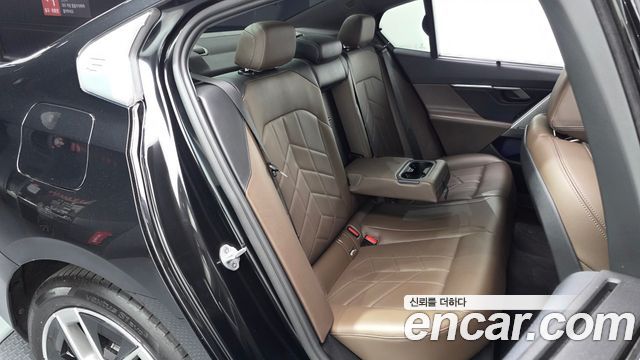 BMW i5 2025 — photo 18