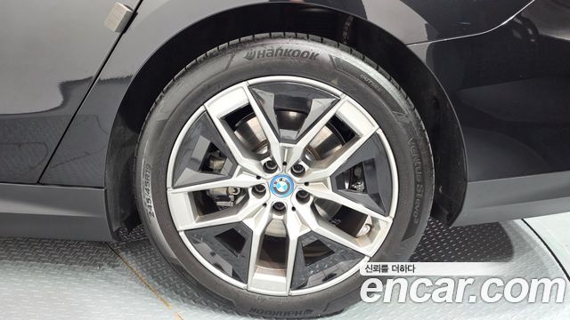 BMW i5 2025 — photo 7