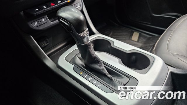 Chevrolet Korea Colorado 2022 — photo 12