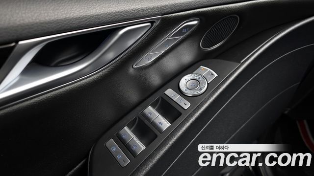 Genesis G80 2021 — photo 28
