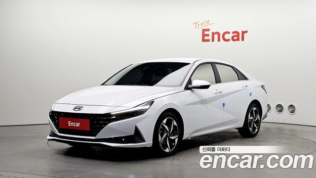 Hyundai AVANTE 2023 — photo 1