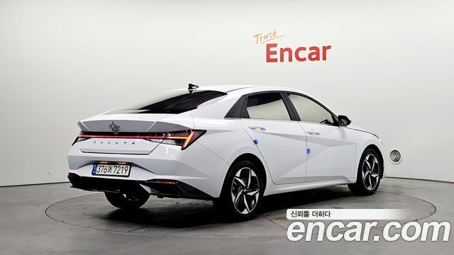 Hyundai AVANTE 2023 — photo 2
