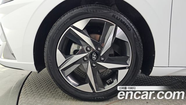 Hyundai AVANTE 2023 — photo 5