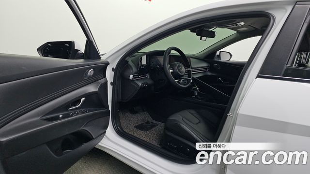 Hyundai AVANTE 2023 — photo 10