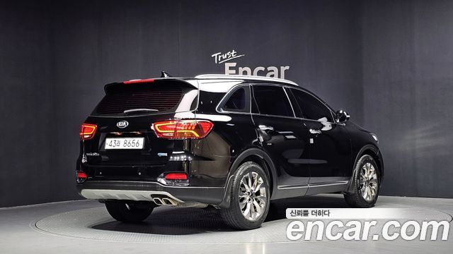 Kia Sorento 2018 — photo 2