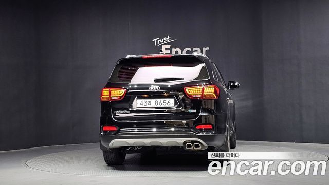 Kia Sorento 2018 — photo 4