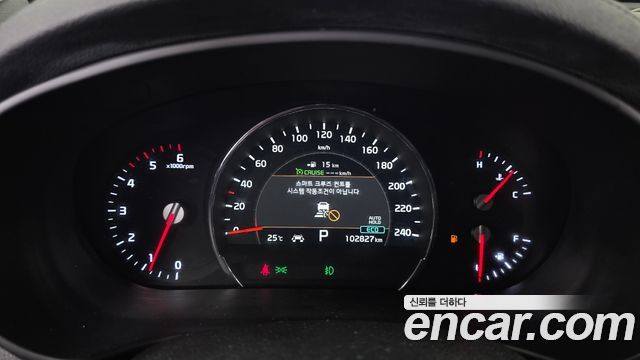 Kia Sorento 2018 — photo 8