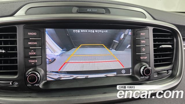 Kia Sorento 2018 — photo 14