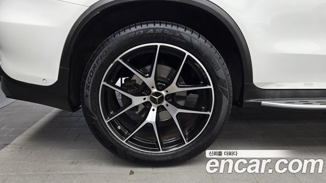 Mercedes-Benz GLC-Class 2021 — photo 5