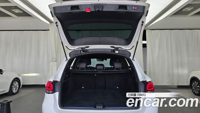 Mercedes-Benz GLC-Class 2021 — photo 26