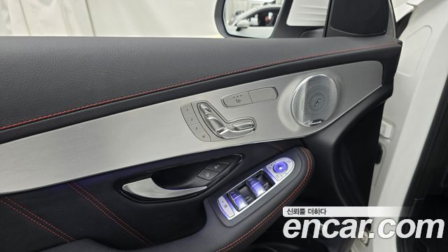 Mercedes-Benz GLC-Class 2021 — photo 28