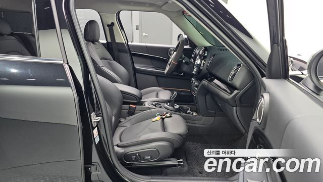 Mini Countryman 2023 — photo 12