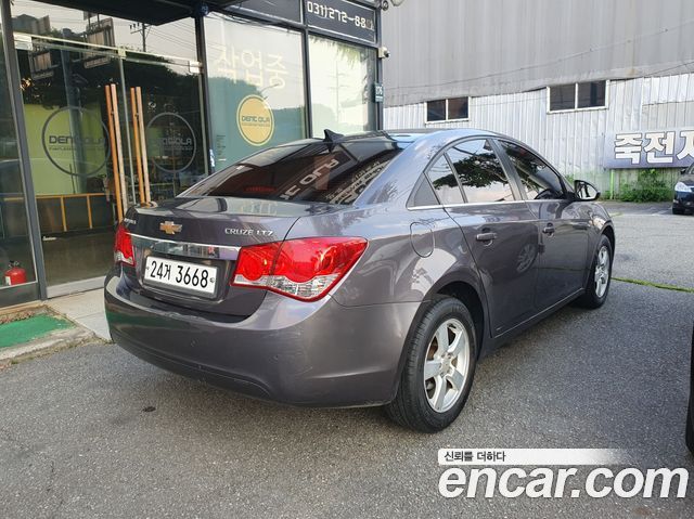 Chevrolet Korea Lacetti 2011 — photo 3