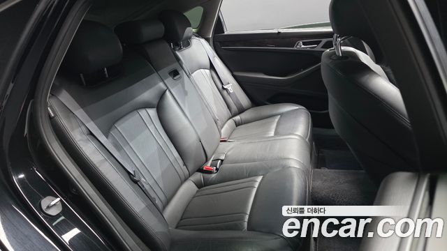 Hyundai Genesis 2016 — photo 17