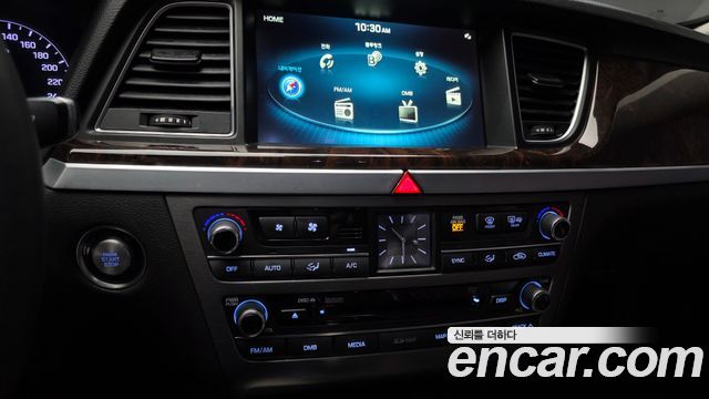 Hyundai Genesis 2016 — photo 20