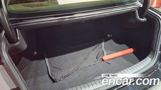 Hyundai Genesis 2016 — photo 31