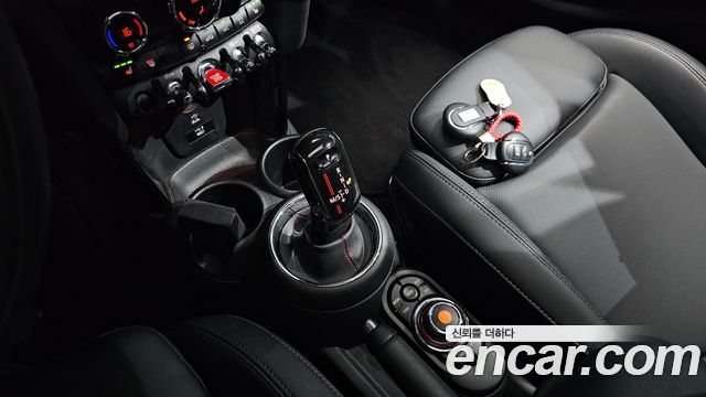 Mini Cooper 2021 — photo 12