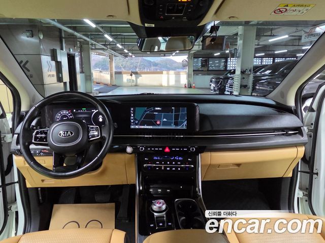 Kia Canival 2021 — photo 11