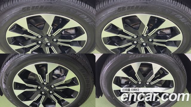 Kia Canival 2021 — photo 20