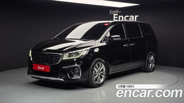 Kia Canival 2019 — photo 1