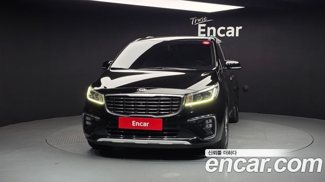 Kia Canival 2019 — photo 3
