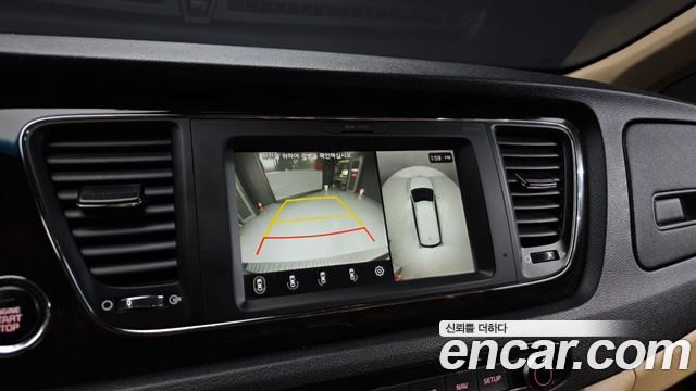 Kia Canival 2019 — photo 20