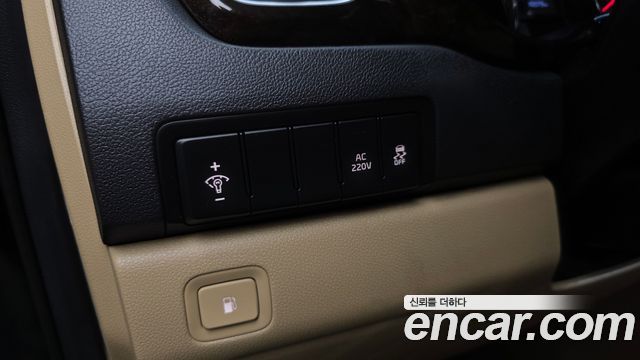 Kia Canival 2019 — photo 29