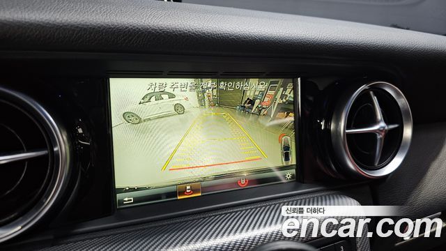 Mercedes-Benz SLC-Class 2018 — photo 19