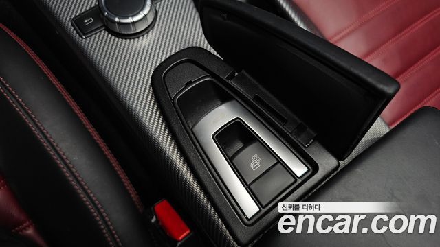 Mercedes-Benz SLC-Class 2018 — photo 24