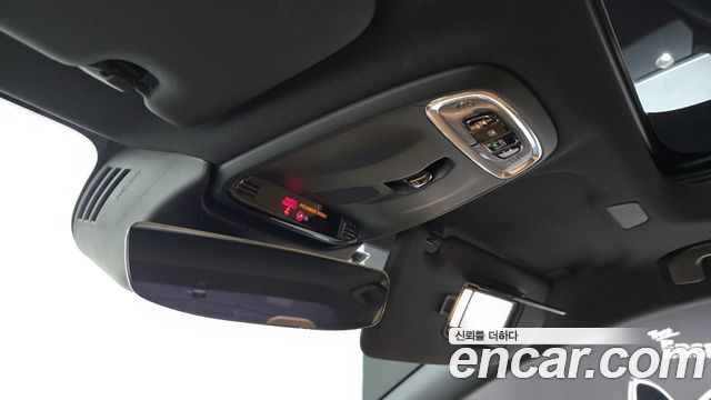 Volvo S60 2021 — photo 24
