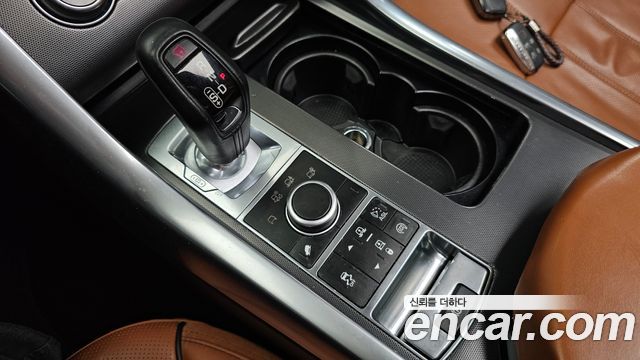 Land Rover Range Rover Sport 2014 — photo 9