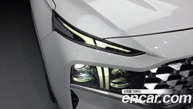Hyundai Santafe 2021 — photo 8