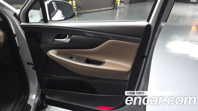 Hyundai Santafe 2021 — photo 14