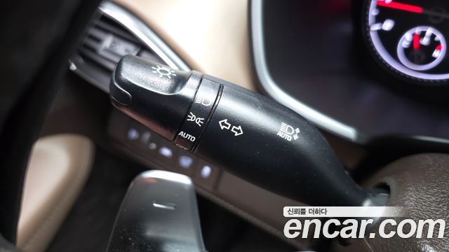Hyundai Santafe 2021 — photo 28