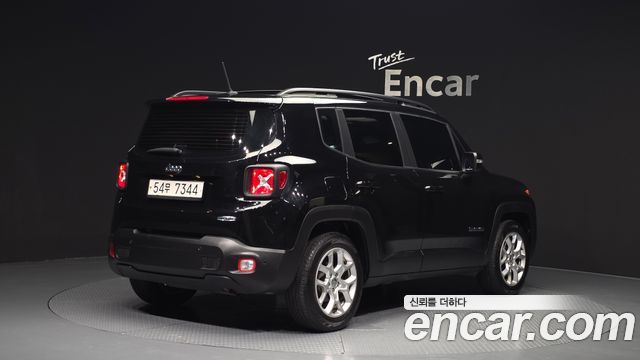 Jeep Renegade 2017 — photo 2