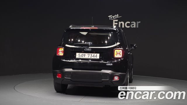 Jeep Renegade 2017 — photo 4