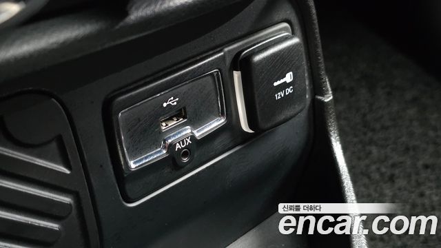 Jeep Renegade 2017 — photo 14
