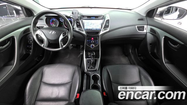 Hyundai AVANTE 2016 — photo 7