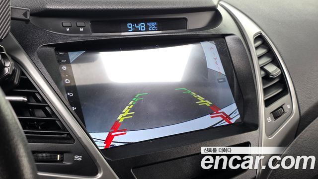 Hyundai AVANTE 2016 — photo 14