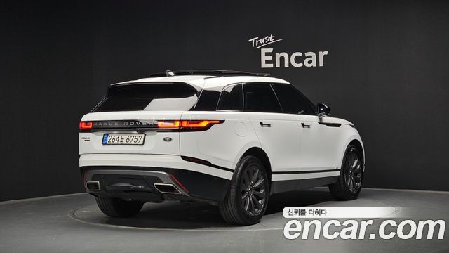 Land Rover Range Rover Velar 2018 — photo 2
