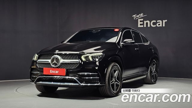 Mercedes-Benz GLE-Class 2021 — photo 1