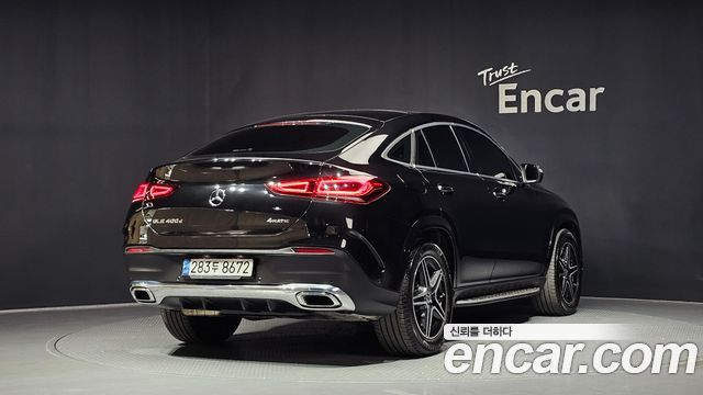 Mercedes-Benz GLE-Class 2021 — photo 2
